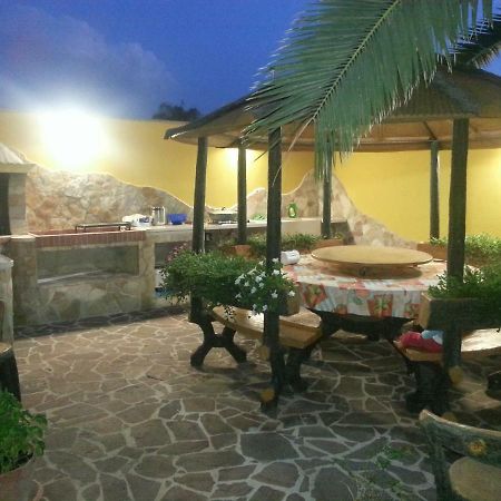 B&B La Collina Collepasso Екстериор снимка