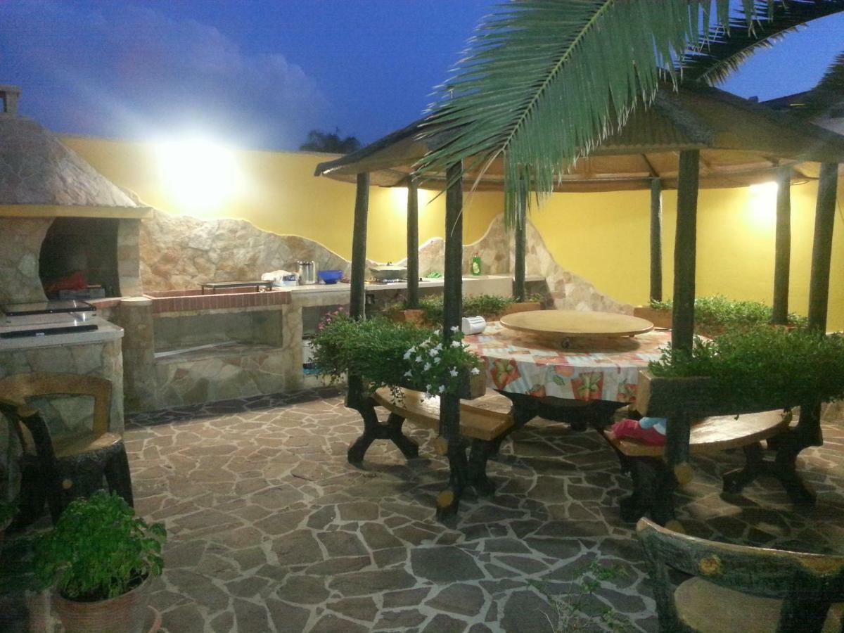 B&B La Collina Collepasso Екстериор снимка